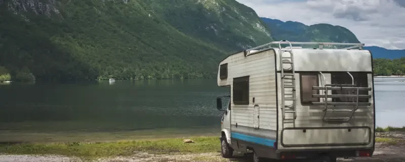 5-year-old girl found wandering a mountainside alone