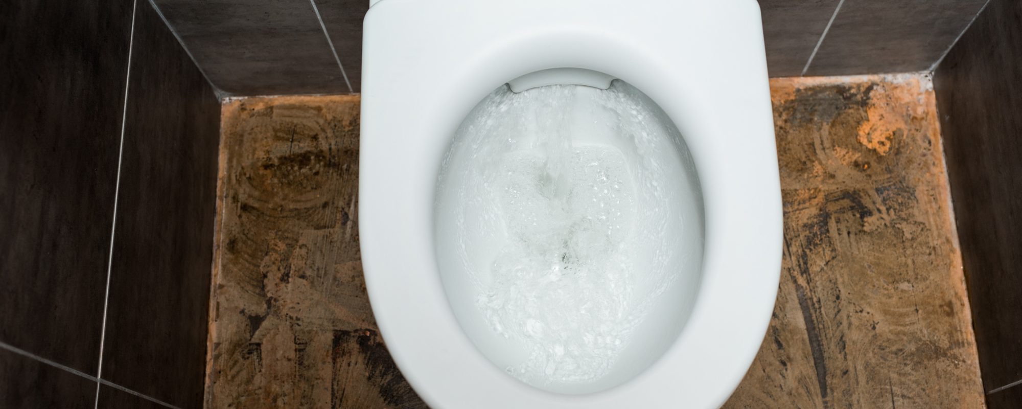 California “top cop” loses gun in toilet