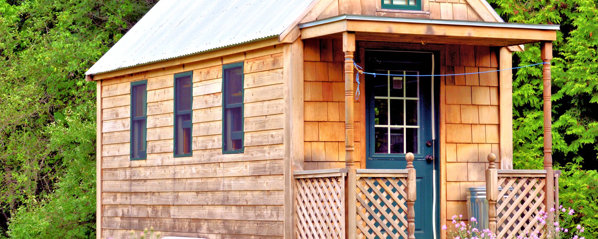 Should you build a tiny house for your SHTF plan?