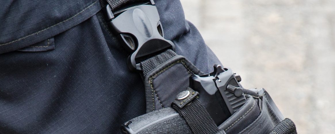 When and why to choose a thigh holster
