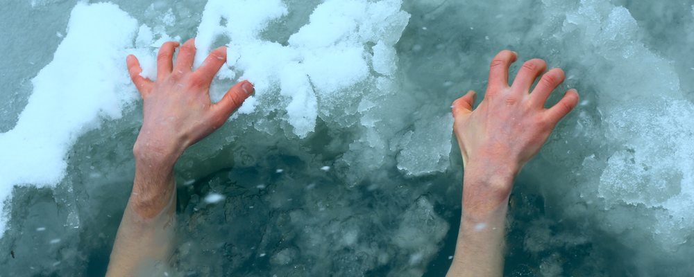 Two Tactics to Keep From Freezing to Death in Icy Conditions